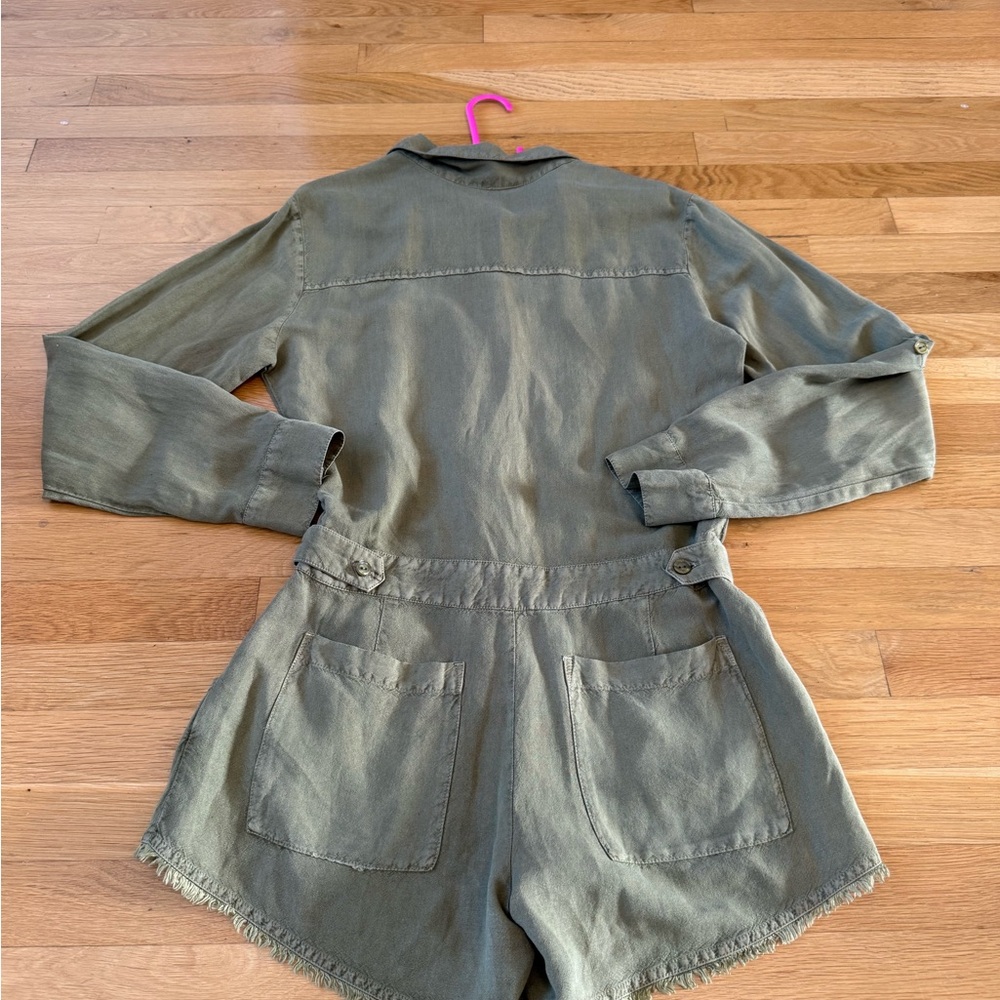 YOUNG FABULOUS & BROKE RIVER ROW EDGE ROMPER IN CADET PIGMENT WASH SIZE SMALL - Picture 15 of 16